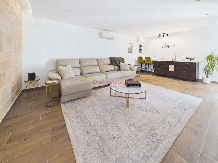 Image No.43-3 Bed Villa for sale