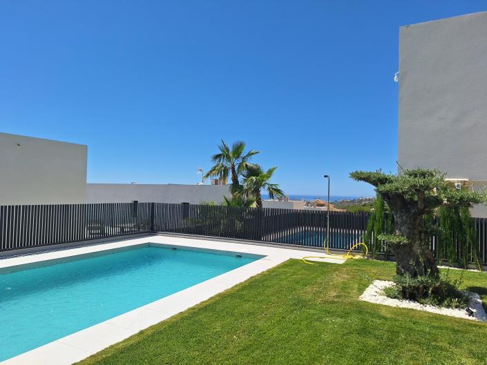 Image No.18-3 Bed Villa / Detached for sale