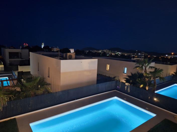 Image No.19-3 Bed Villa / Detached for sale