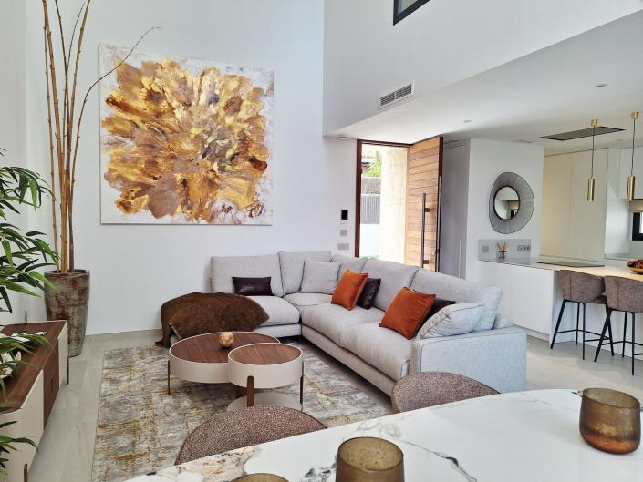 Image No.21-3 Bed Villa / Detached for sale