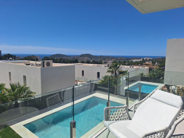 Image No.27-3 Bed Villa / Detached for sale
