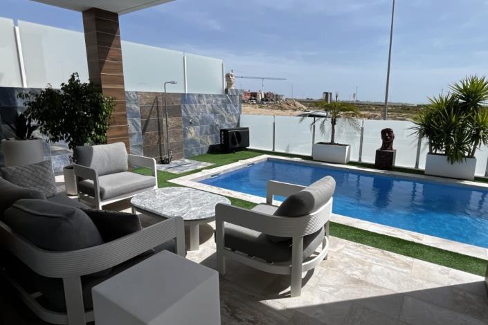 Image No.4-Villa / Détaché de 3 chambres à vendre à Vistabella Golf