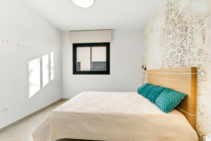 Image No.18-2 Bed Apartment for sale
