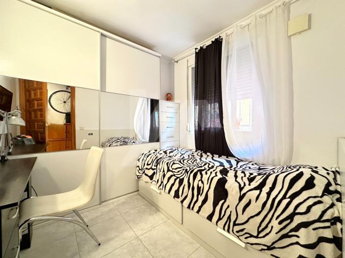 Image No.11-2 Bed Apartment for sale