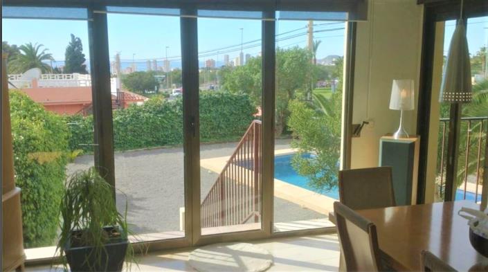 Image No.30-4 Bed Villa / Detached for sale
