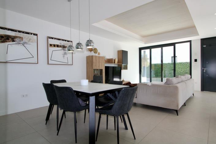 Image No.29-3 Bed Villa / Detached for sale