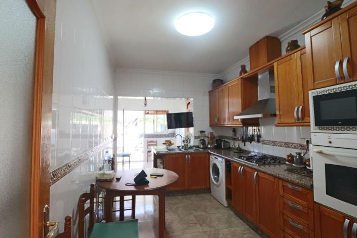 Image No.3-3 Bed Villa / Detached for sale