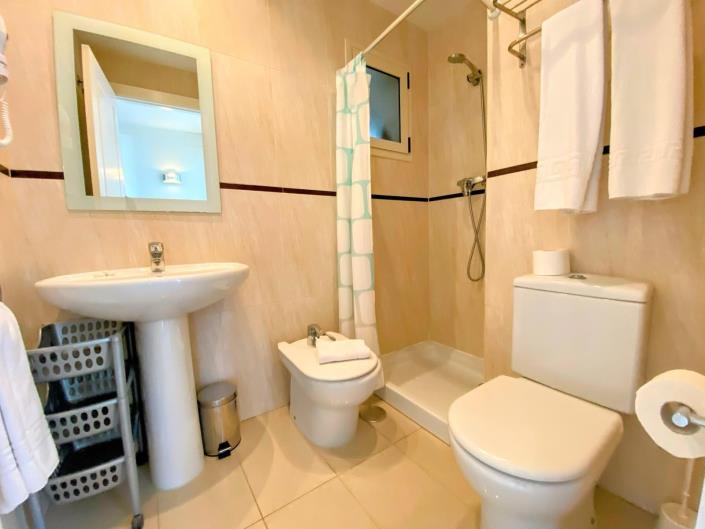 Image No.15-2 Bed Apartment for sale