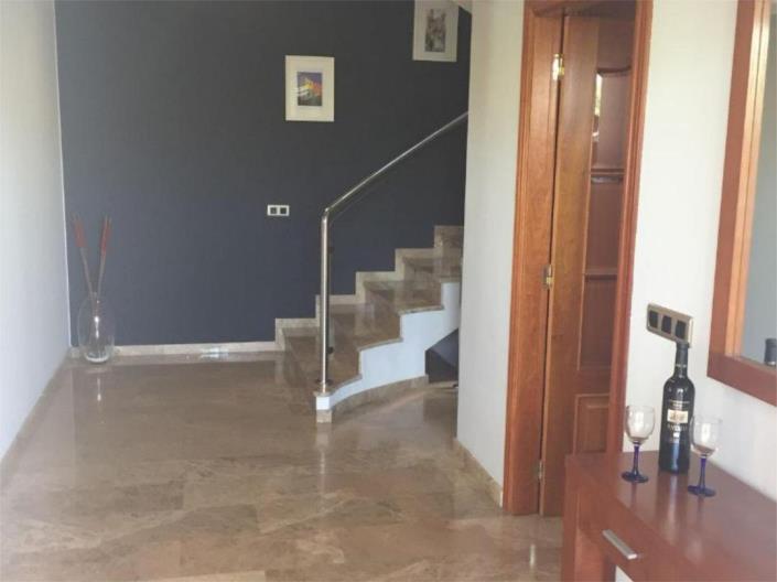 Image No.3-5 Bed Villa / Detached for sale