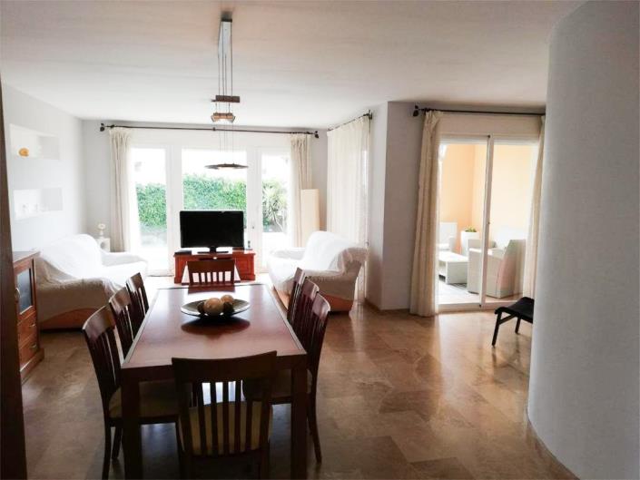 Image No.4-5 Bed Villa / Detached for sale