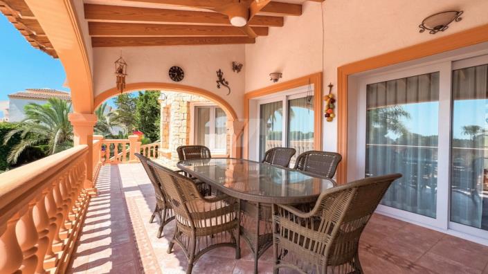 Image No.18-6 Bed Villa / Detached for sale