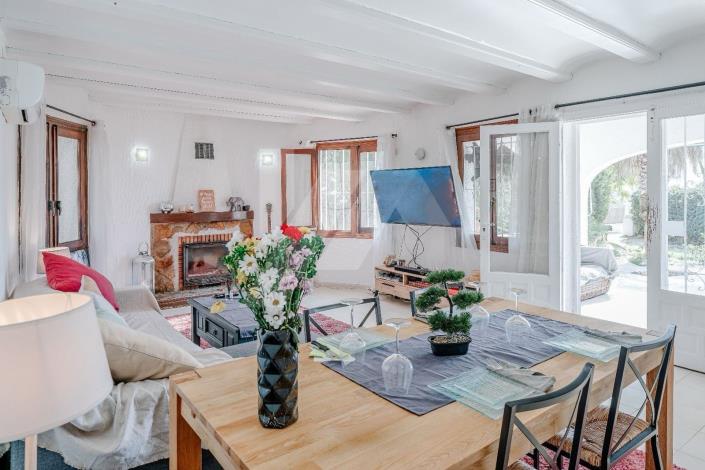 Image No.3-2 Bed Villa / Detached for sale