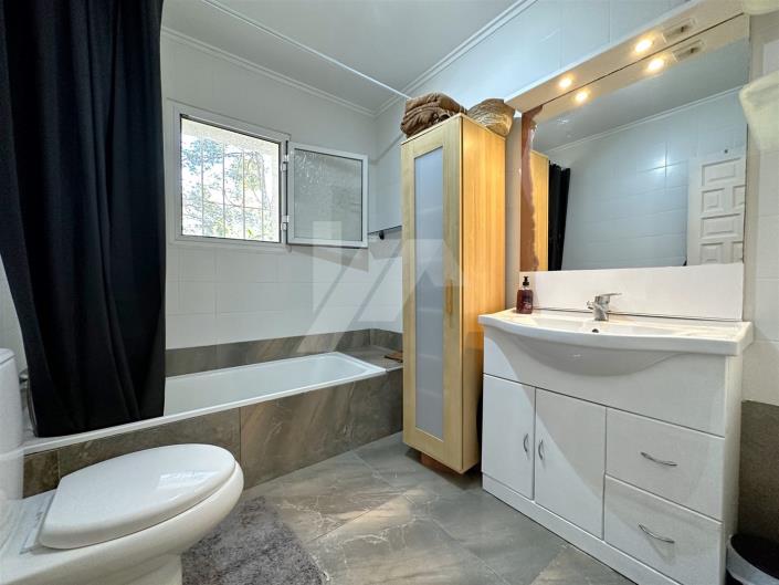 Image No.19-2 Bed Villa / Detached for sale