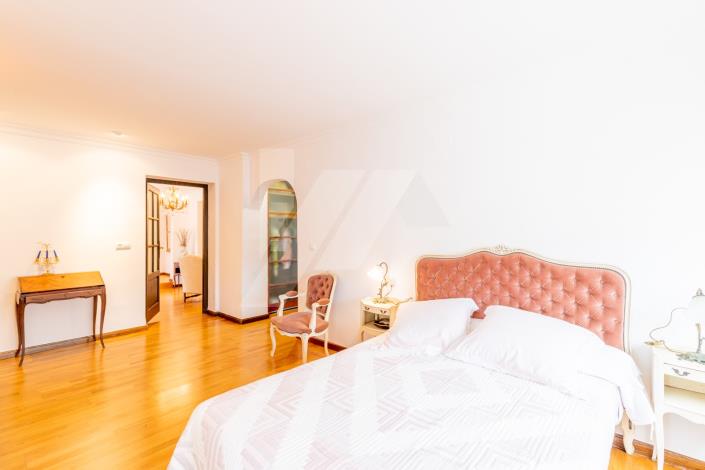 Image No.20-4 Bed Villa / Detached for sale
