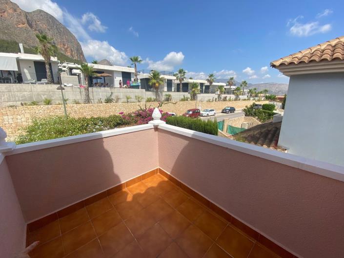 Image No.10-3 Bed Villa for sale