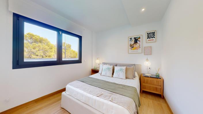 Image No.15-3 Bed Apartment for sale