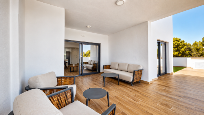 Image No.27-3 Bed Apartment for sale