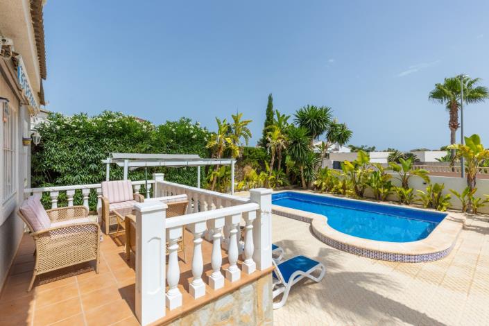 Image No.6-5 Bed Villa / Detached for sale