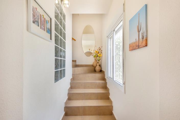 Image No.17-5 Bed Villa / Detached for sale