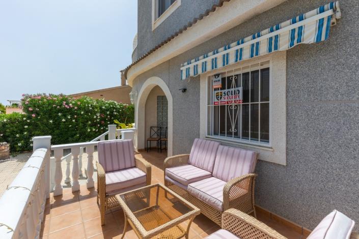 Image No.39-5 Bed Villa / Detached for sale