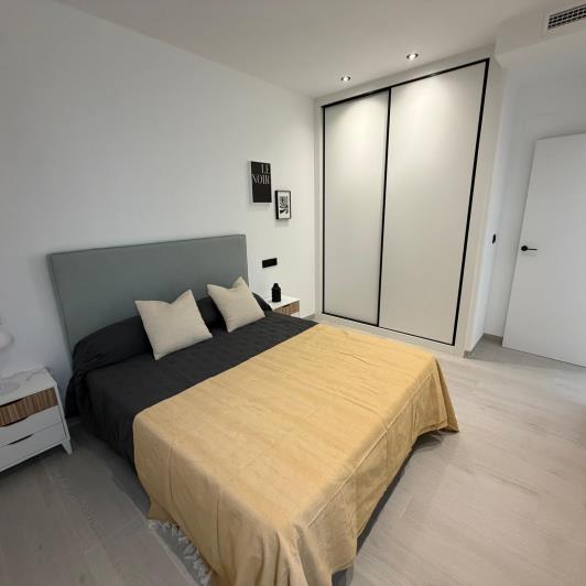 Image No.5-5 Bed Villa / Detached for sale