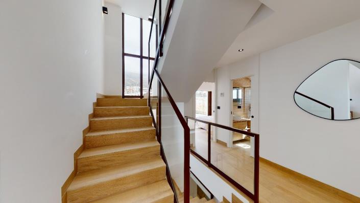 Image No.3-5 Bed Villa / Detached for sale
