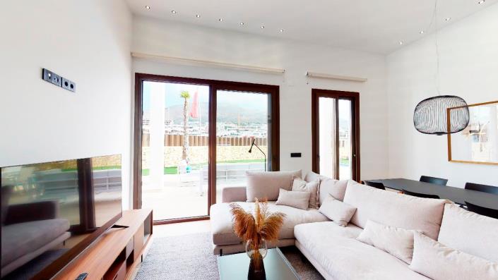 Image No.18-5 Bed Villa / Detached for sale