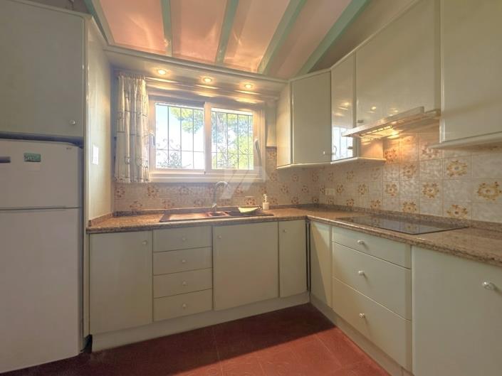 Image No.8-3 Bed Villa / Detached for sale