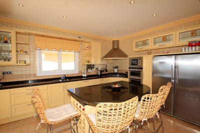 bindleyproperties-propiedades_5d00aee549b2e-source