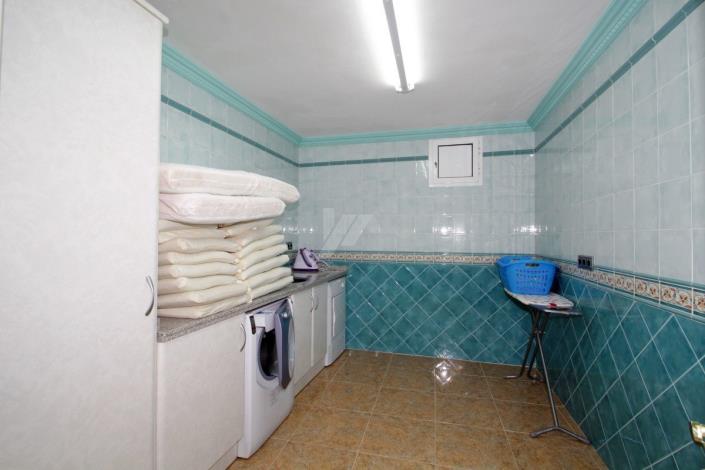 Image No.19-4 Bed Villa / Detached for sale