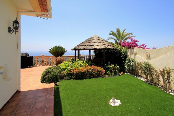 Image No.32-4 Bed Villa / Detached for sale