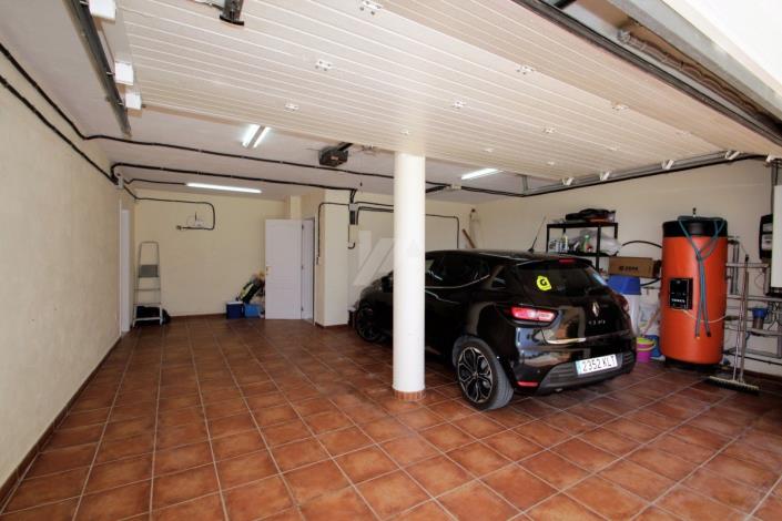 Image No.33-4 Bed Villa / Detached for sale