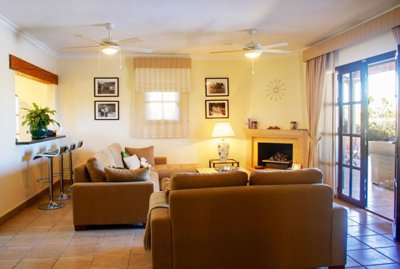 11198926c4e3f0f5828457e3c3ced88d34413