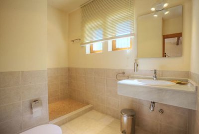 11198926c4e3f0f5828457e3c3ced88d61357