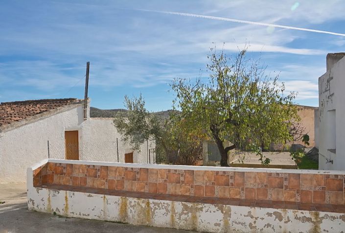 Image No.22-3 Bed Townhouse for sale