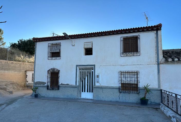 Image No.1-3 Bed Country House for sale