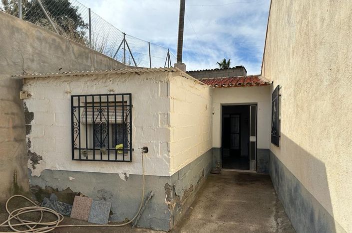 Image No.14-3 Bed Country House for sale