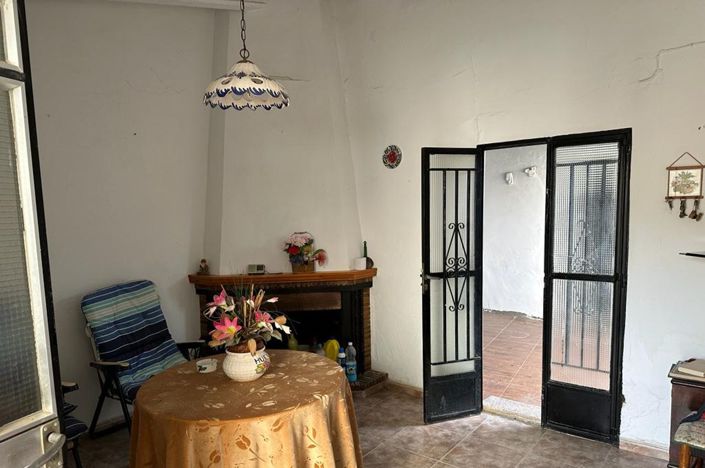 Image No.5-3 Bed Country House for sale