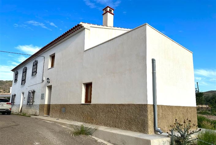 Image No.3-3 Bed Country House for sale