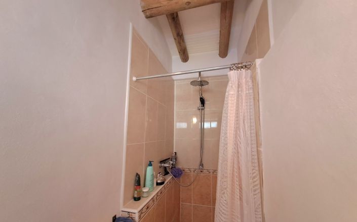 Image No.22-5 Bed Townhouse for sale