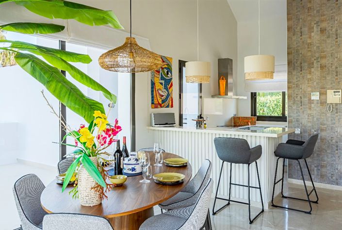 Image No.3-3 Bed Apartment for sale