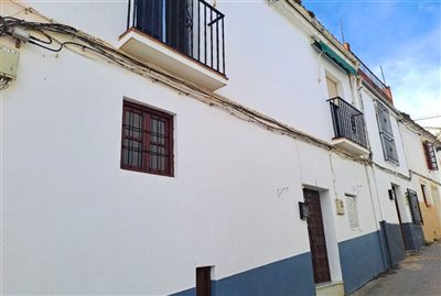 1 - Montefrío, Townhouse