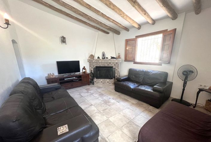 Image No.4-7 Bed Country House for sale