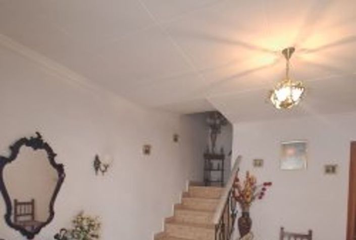 Image No.2-5 Bed Townhouse for sale