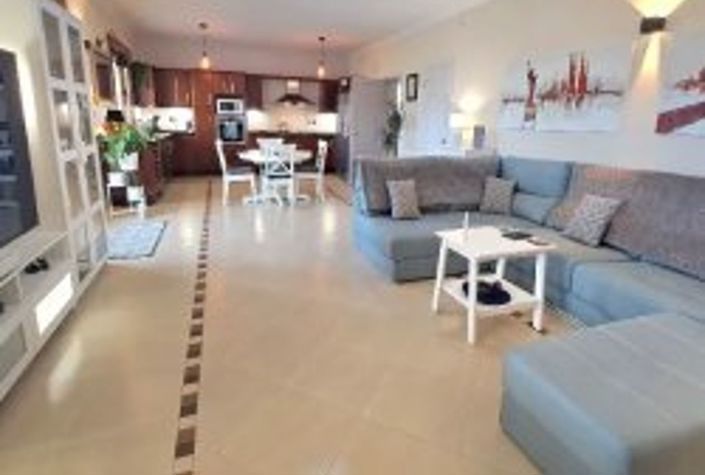 Image No.3-Maison de campagne de 4 chambres à vendre à Algarinejo