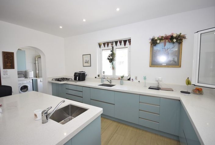 Image No.20-4 Bed Villa for sale