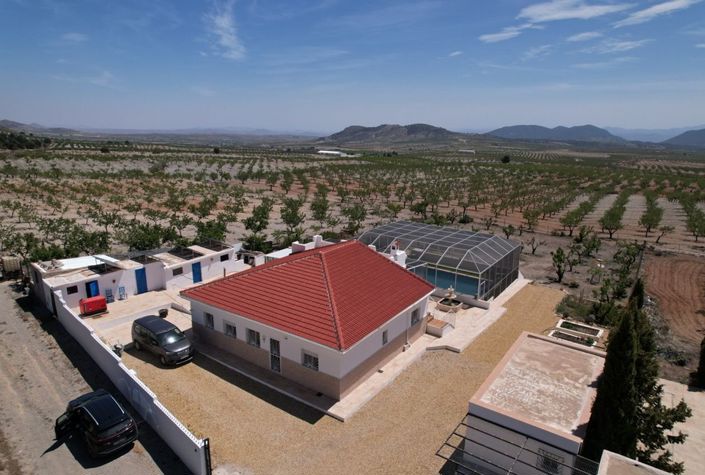 Image No.33-4 Bed Villa for sale