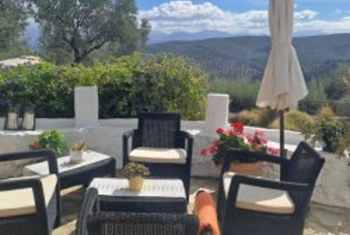 Image No.9-Maison de campagne de 4 chambres à vendre à Iznájar