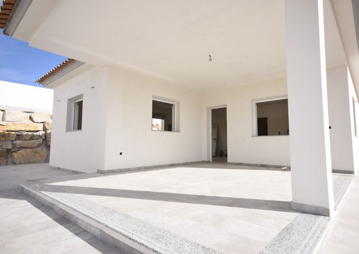 Image No.12-3 Bed Villa for sale