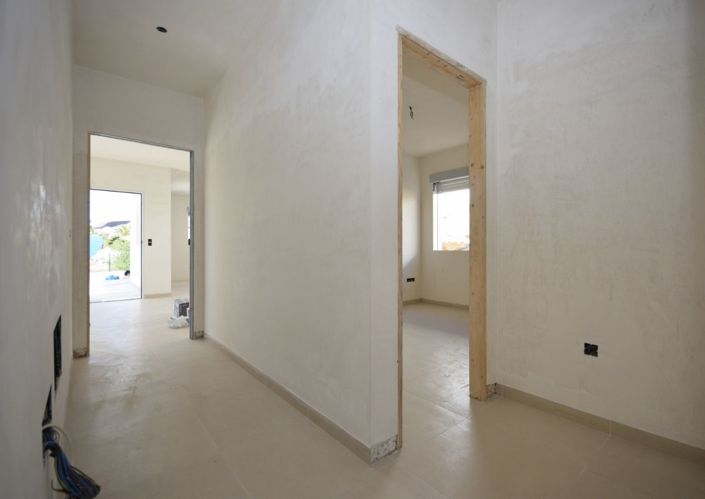 Image No.15-3 Bed Villa for sale